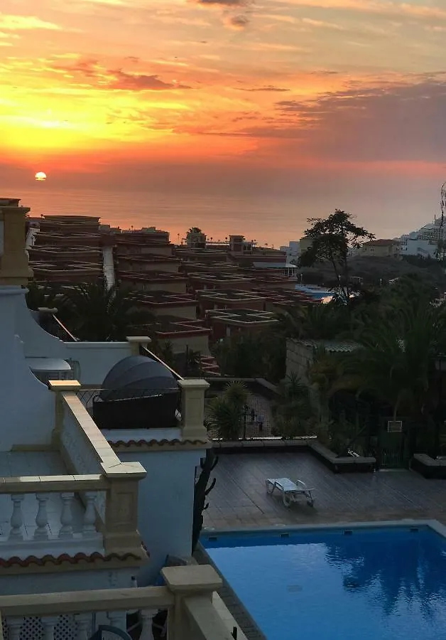 Amazing Apartment With Ocean View Costa Adeje  Spagna